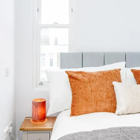 Bright & Modern 2-Bed Notting Hill Apartment London Exterior photo