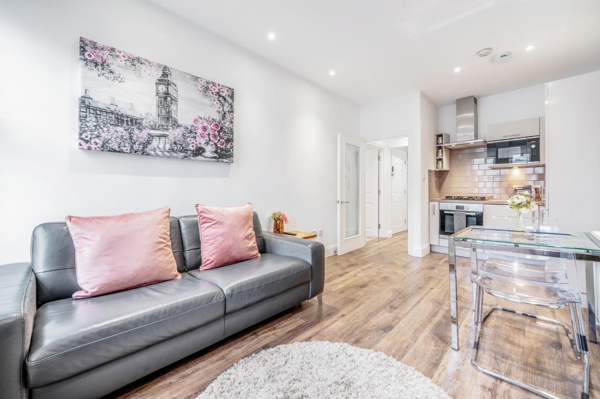 Апартаменты Bright & Modern 2-bed Notting Hill