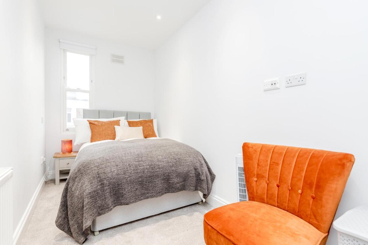 Апартаменты Bright & Modern 2-bed Notting Hill *